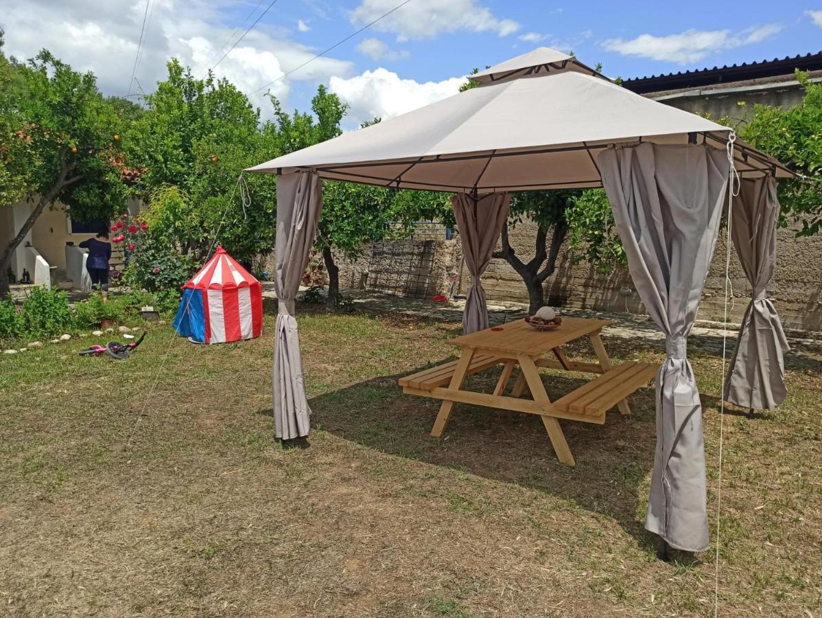 Floras House Apartment Nafplio Luaran gambar