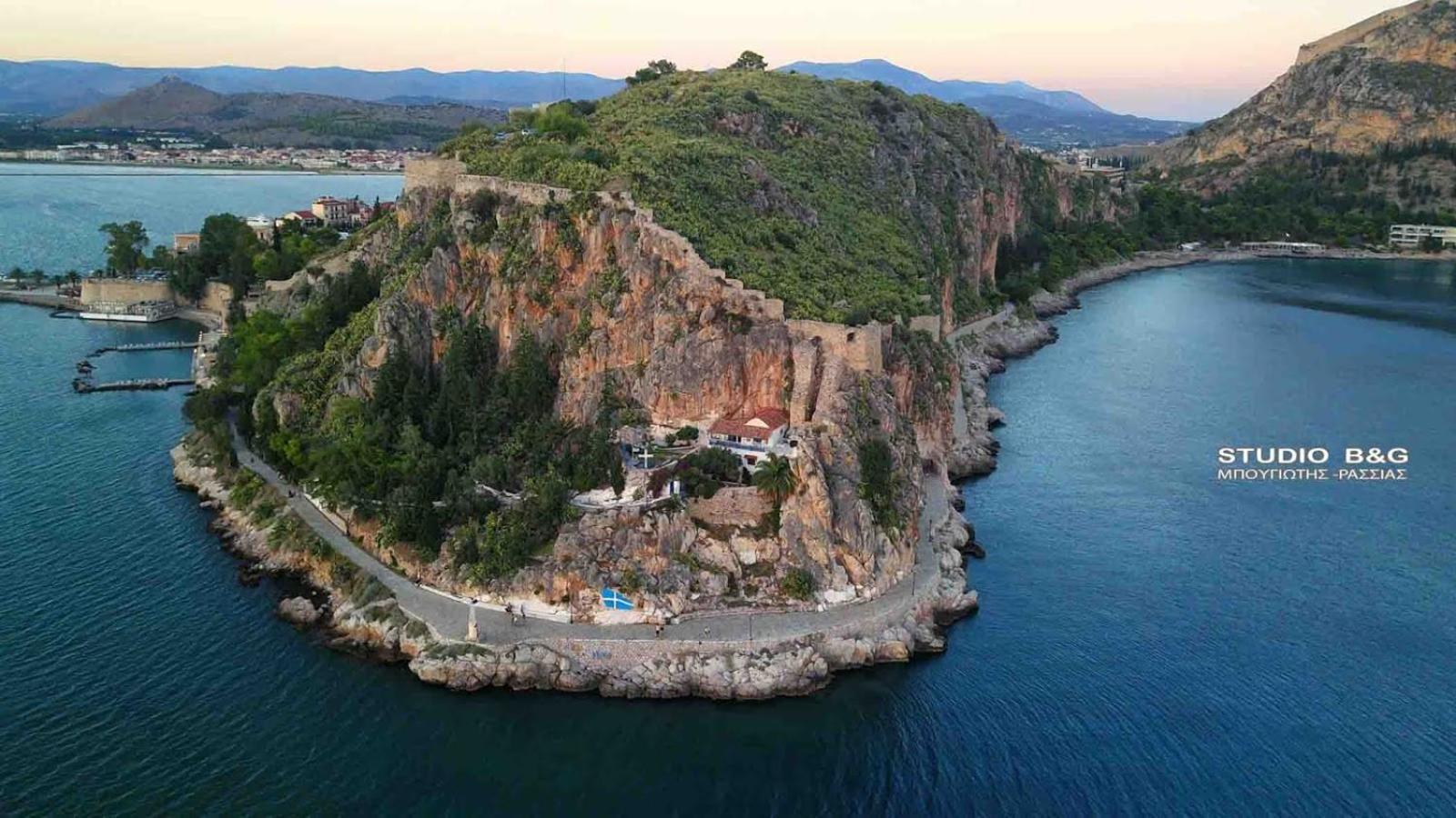 Floras House Apartment Nafplio Luaran gambar